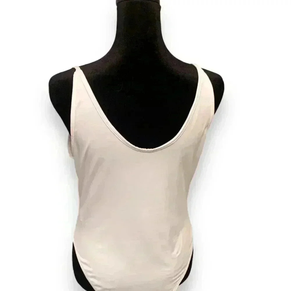NWOT Shein Plunging Scoop Neckline Sleeveless Stretchy Casual White Bodysuit - Picture 10 of 10